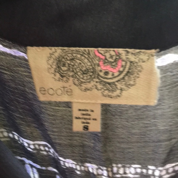 Fun summertime romper - Picture 3 of 5